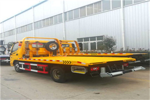 翠屏区附近拖车救援搭电